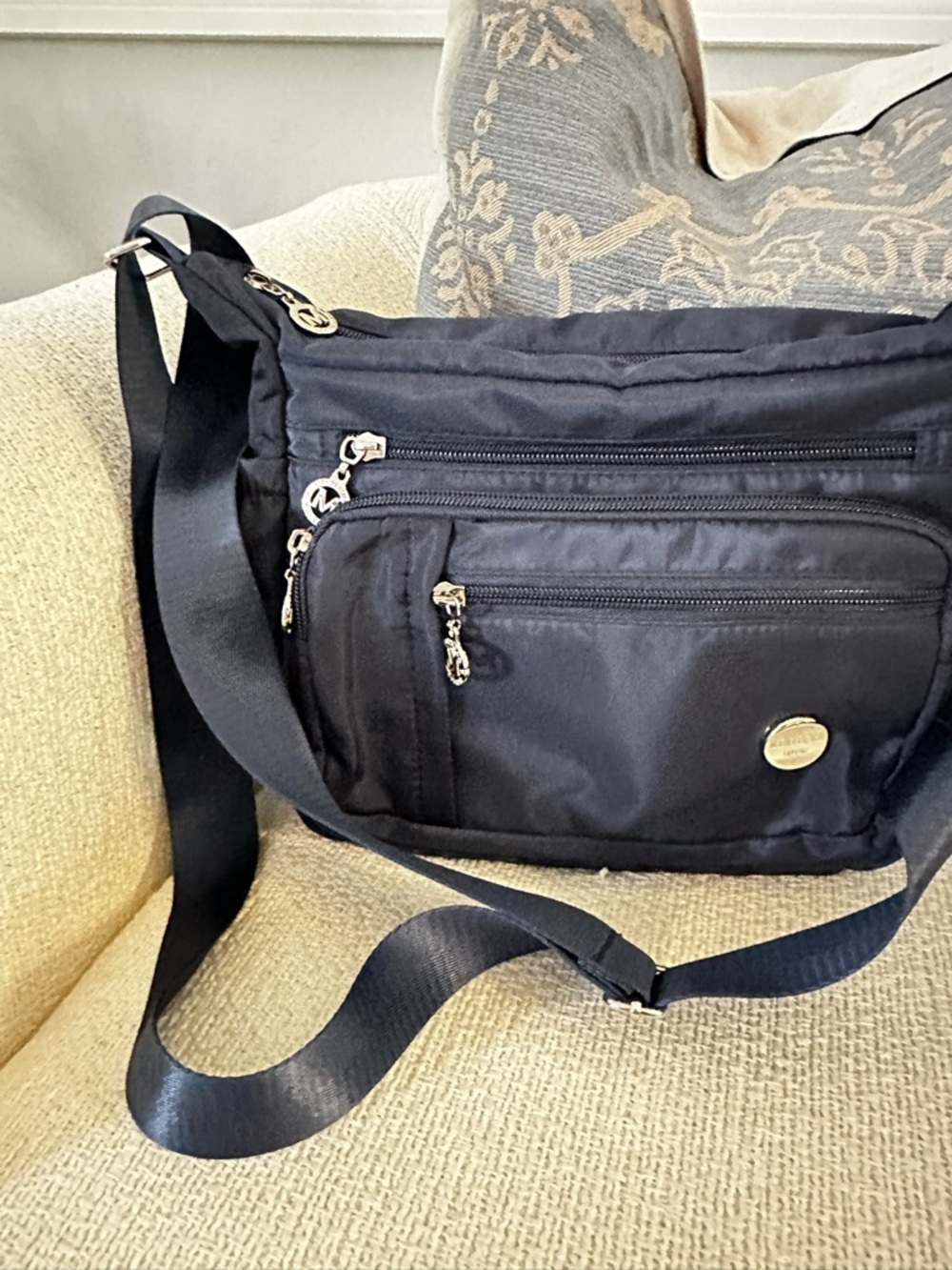 Mintegra Navy Nylon Crossbody Bag Multi-Pocket Travel Purse